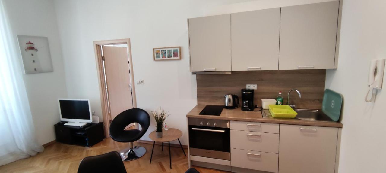 Apartment Milani With Private Garage Opatija Dış mekan fotoğraf